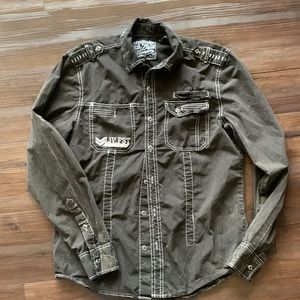Affliction Men’s Button front distressed corduroy shirt. Size Medium.